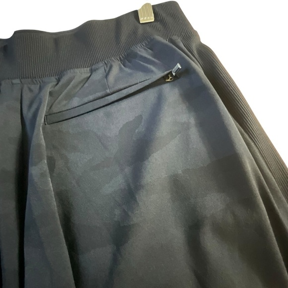 Athleta Brooklyn Blue Camo Jogger Pant - Picture 12 of 14